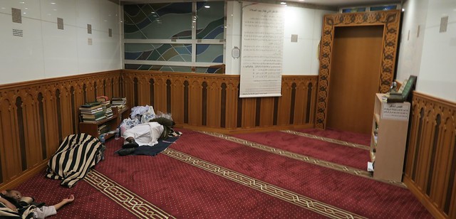 terminal 1 prayer room abu dhabi airport