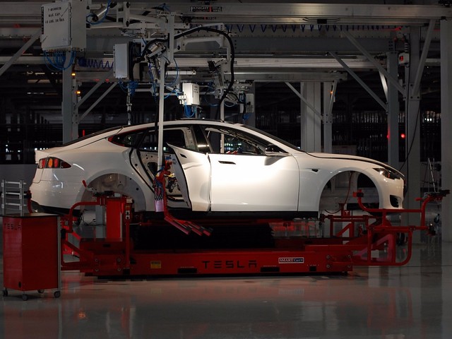 12 sự thật đáng kinh ngạc về dự án nhà máy năng lượng Gigafactory của Elon Musk