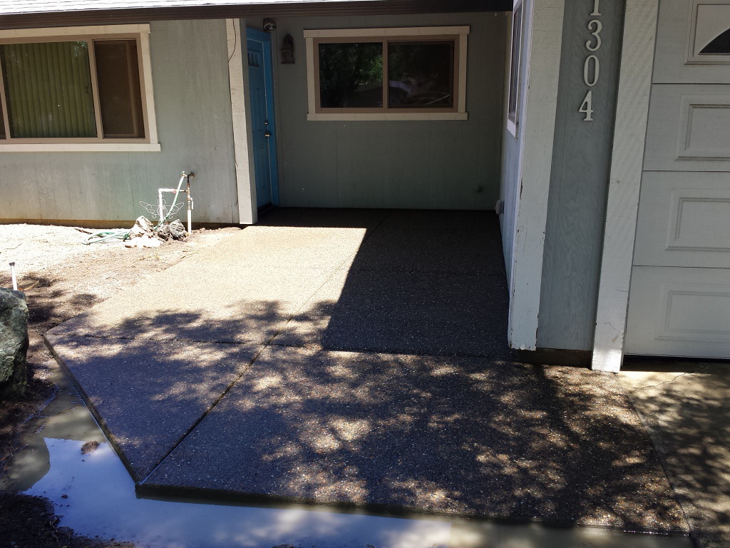 Exposed Aggregate Front Yard Patio In Davis