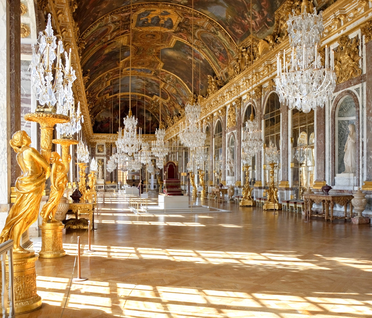 Halls of Mirrors at Versailles. Credit Myrabella