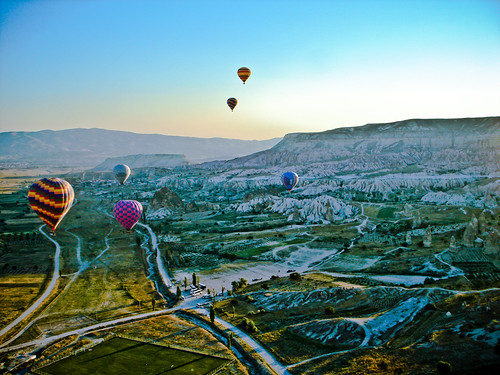 sunrise turkey balloons ballooning cappadocia