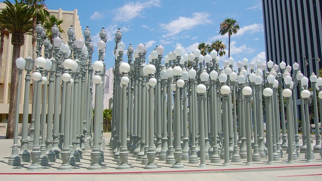 Chris Burden (1946-    ) - Urban Light, 2009 another wide view - Los Angeles County Museum of Art, July 2010