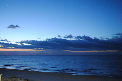 november beach sunrise dawn al sand nikon waves alabama shore gulfshores 2010 gulfcoast baldwincounty d3000 november2010 nikond3000