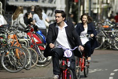 Toeristen op fiets
