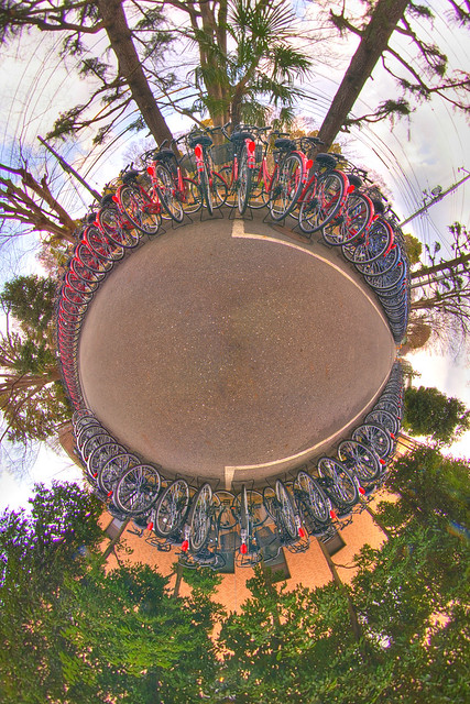 Photo：Hemstitched Planet By vitroid