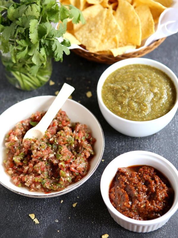 How to Make Salsa From Scratch, completelydelicious.com
