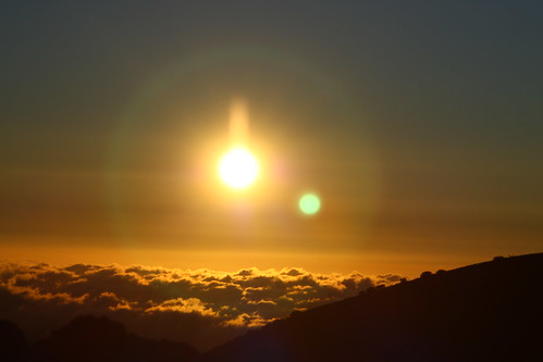 sunset usa mountain berg clouds hawaii sonnenuntergang halo layer bigisland sonne aaa yello bbb wolkenschicht maunakeanationalpark
