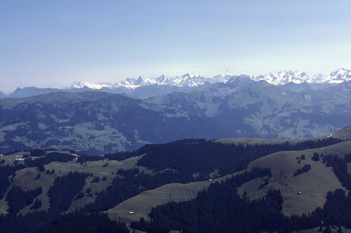 mountain berg montagne schweiz switzerland suisse svizzera montagna ch prealpes gastlosen prealps voralpen préalpes marchzahne