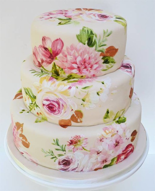 Cake by Nevie-Pie Cakes