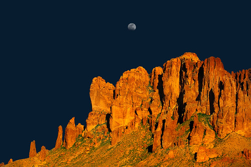 nikon d700 superstitionmountains apachejunction moon desert southwest 70200mm28vrii tomstoncel superstitions