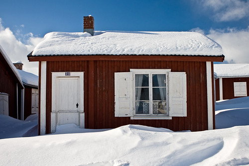 winter snow cabin sweden hut gammelstad luleå