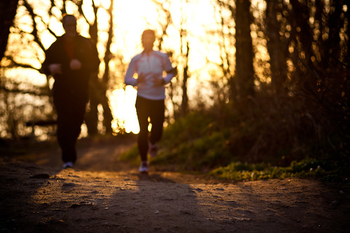 sunset forest evening skåne track sweden running runners f28 skåne helsingborg 2011 ef85mmf18usm pålsjö canoneos5dmarkii ¹⁄₅₀₀sek