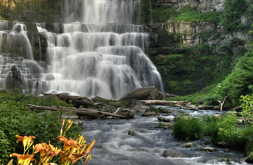 ny waterfall stream hiking upstate glen waterfalls gorge hiker fingerlakes gully chittenangofalls