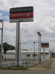 Abandoned Lincoln-Mercury dealership (Charleston, WV)