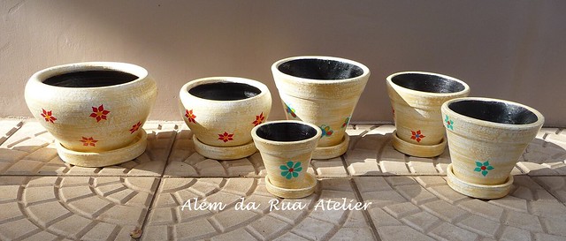 Vasos pintados à mão