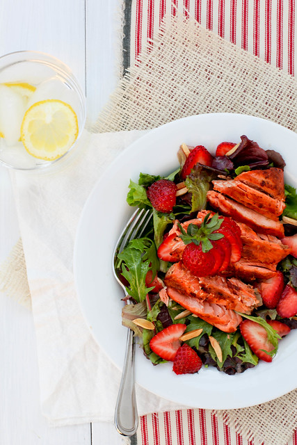 Grilled salmon salad with fresh strawberries