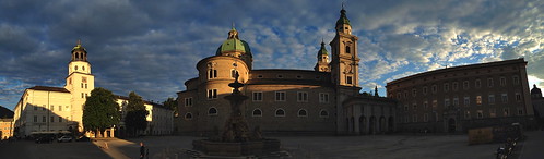 light sky salzburg clouds austria evening abend licht österreich cathedral dom himmel wolken glockenspiel residenzplatz iphone5 residenzpalast