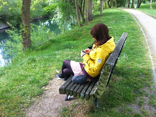 Knitting by the Seine, Maisons Laffitte
