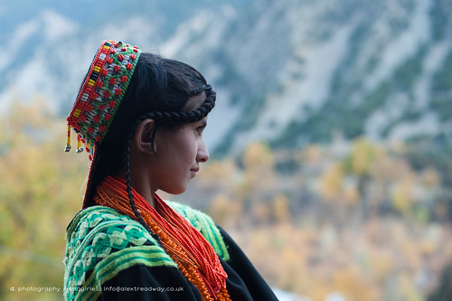pakistan mountains girl female asian asia east kashmir himalaya ethnic eastern himalayas