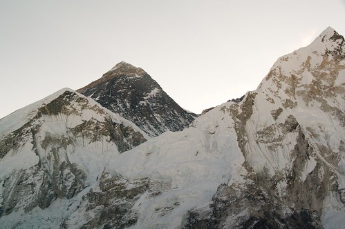 nepal mountains asia december places himalaya everest 2010 nuptse khumbuvalley tamronaf18250mmf3563diiildasphericalifmacro