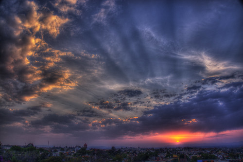 sunset sky rooftop bar clouds landscape mexico hotel tapas sanmigueldeallende margarita sunrays hdr facebook rosewood 201014