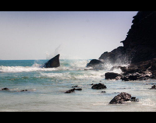 india beach rocks waves vizag andhrapradesh yarada