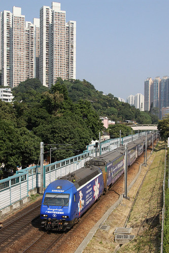 Southbound KTT between Fo Tan and Sha Tin stations