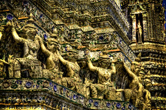 Wat Arun Side Design.