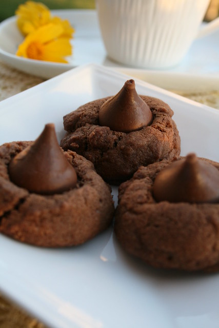 chocolate thumbprint cookies