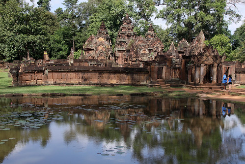 trees reflection tree water stone temple sandstone cambodia angkor indochina banteaysrei ប្រាសាទបន្ទាយស្រី geo:lat=13598623123894138 geo:lon=10396340077618106
