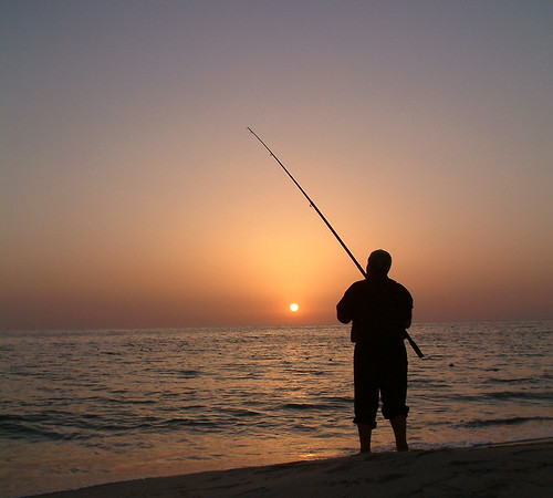 beach sunrise fisherman d100