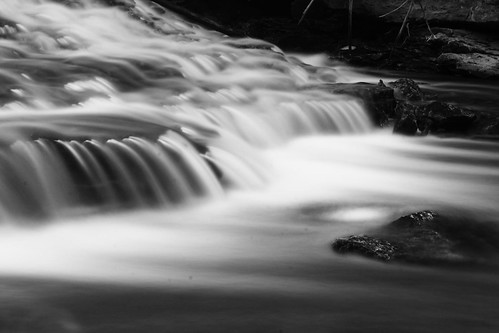 ohio bw dublin waterfall indian run falls