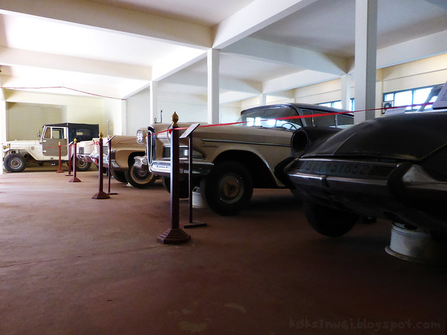Luang Prabang 07 Haw Kham (Royal Palace) Car Collection
