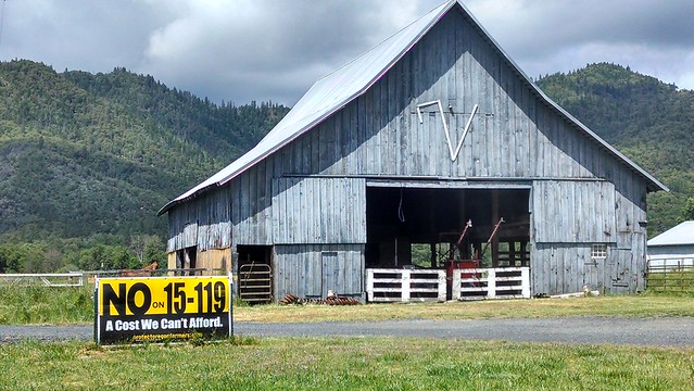Barn with no-GMO sign