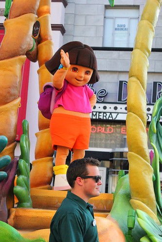 Dora & Diego - Universal's Superstar Parade