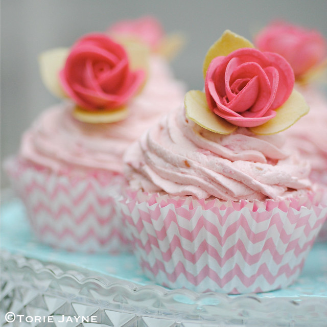 Gluten free lemon swirl white choc & raspberry cupcakes