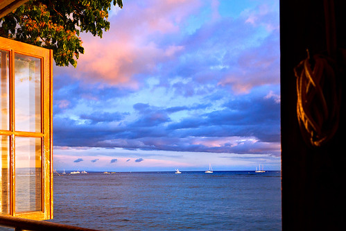 ocean blue sky orange usa reflection window architecture clouds hawaii boat ship maui frame outtake ef24105mmf4lisusm TGAM:photodesk=water