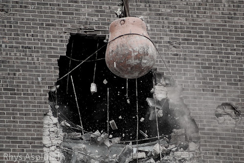 Philadelphia Spectrum demolition: Smashing!