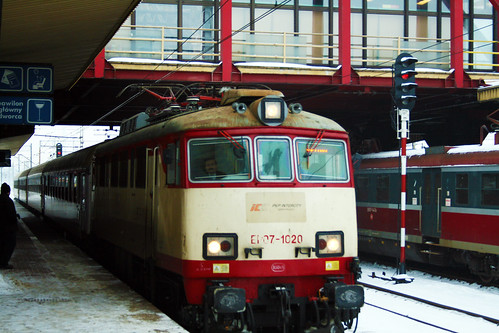 world pictures old winter copyright snow cold color colour electric train fun photography photo cool nice fantastic funny colorful photographer view graphic image diesel pics earth ace platform picture engine poland pic photographic professional photographs photograph larry trainstation planet excellent mace laurie colourful capture amateur continent img extraordinary pleasant hof intercity planetearth mayes pkp czestochowa lozza hofmeister pkpintercity ep071020 lauriemayes funmaster hofmaster larrymace