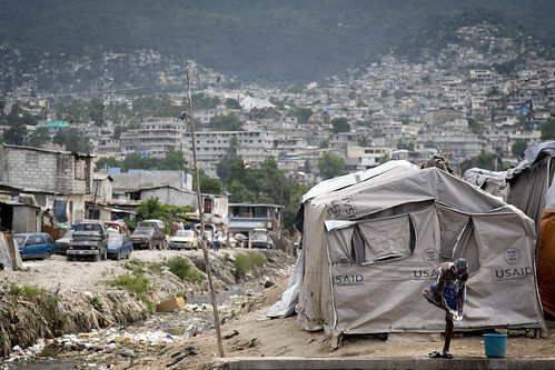 海地發生大地震後的災難援助。（來源：聯合國）
