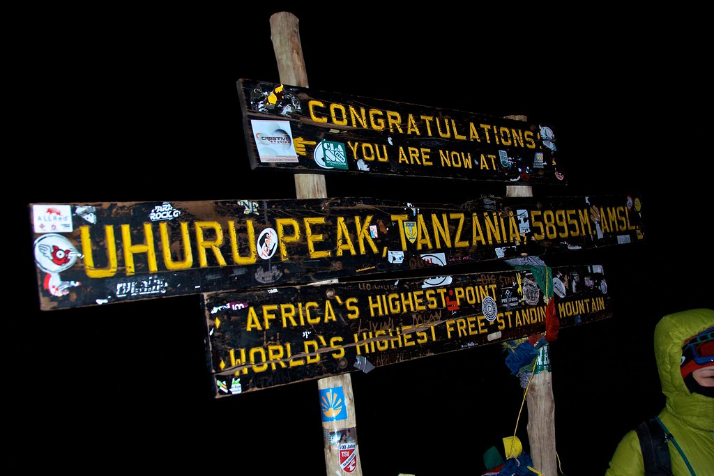 Uhuru Peak, Tanzania, 5895, amsl