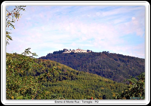 nature landscape view hill natura monastery paesaggio collina monastero scorcio veneto colli euganei