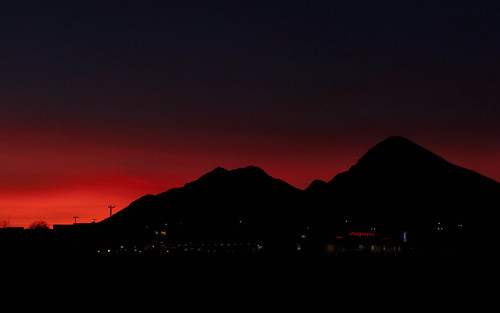 sunset red arizona usa desert sonorandesert goldminemountain santanvalley