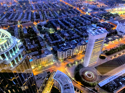 city light urban colour glass boston architecture night geotagged ma photography lights evening photo sony newengland cybershot bostonma copley southend prudential sonycybershot christianscience pru bostonist bay” masschusetts 111huntington lurvely “back 02116 thatsboston dschx5v hx5v brooksbos