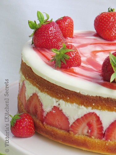 Viktoria&amp;#39;s [Kitchen] Secrets: Erdbeer- Limetten Torte