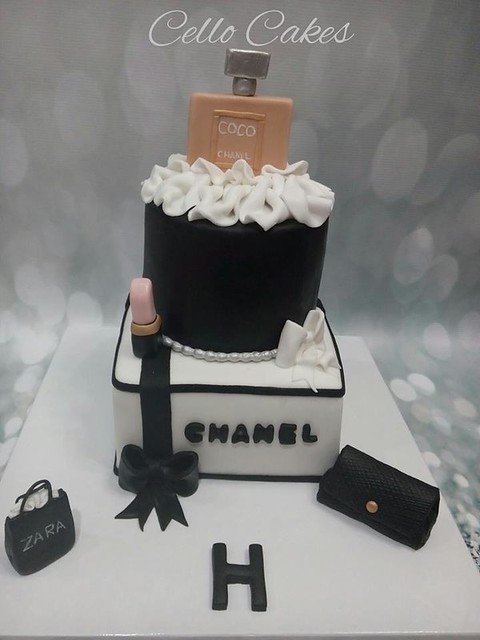 Cake by Marwa Fouad of Cello Cakes