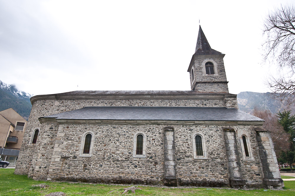 La Iglesia de Santa María en Saint Lary