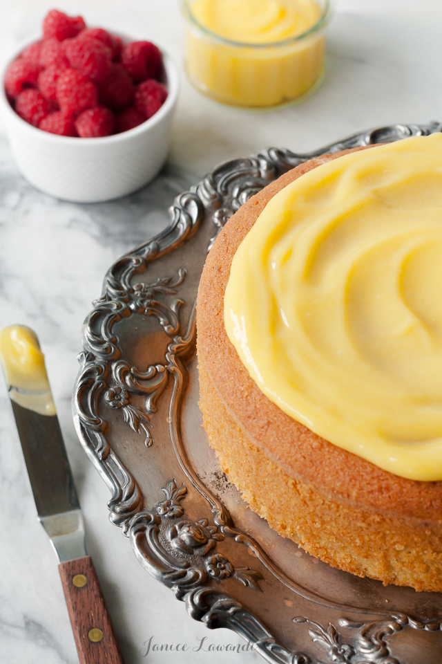 gluten free lemon cake with lemon curd | kitchen heals soul
