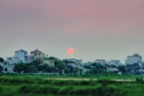 sunset vietnam ninhbinh