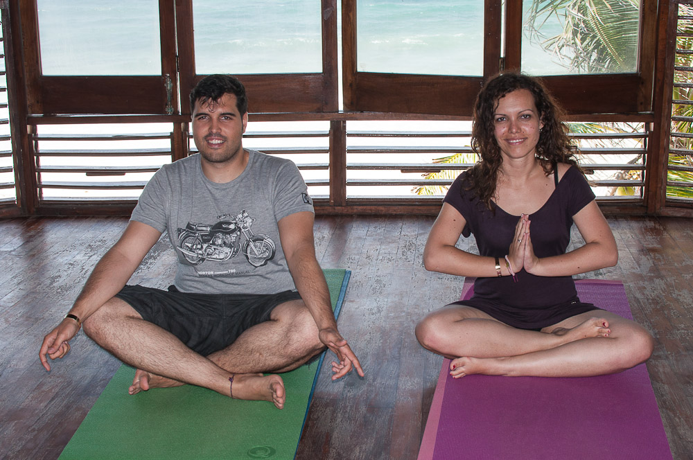 Yoga en el Hotel Amansala de Tulum